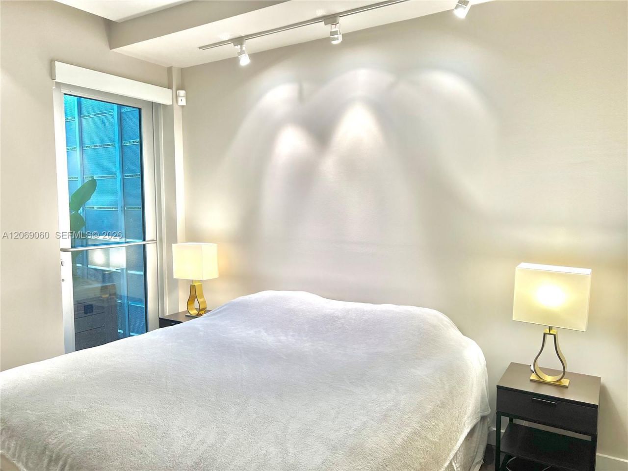 1700 Meridian Ave , Unit 206, Miami Beach, FL 33139 Photo