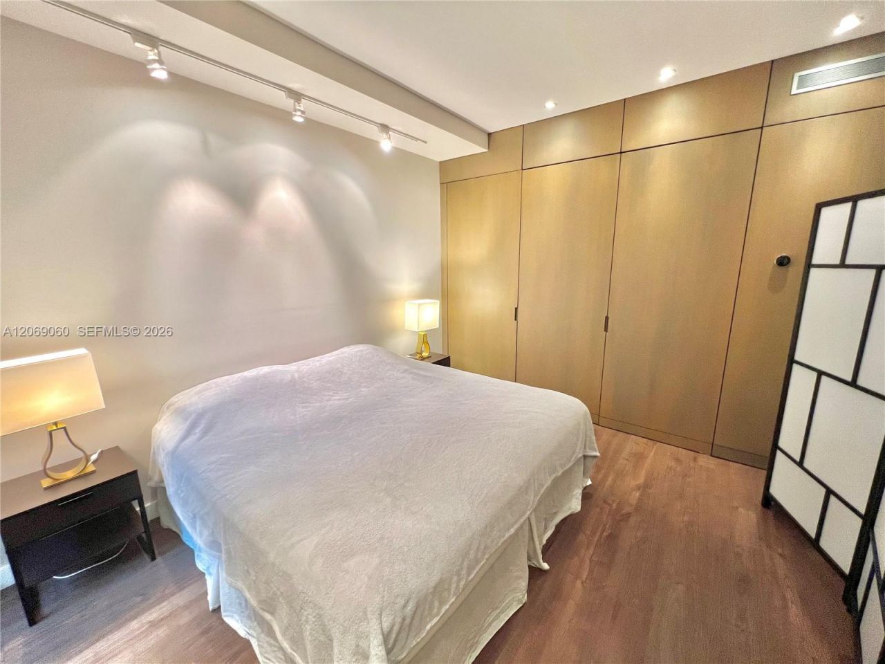 1700 Meridian Ave , Unit 206, Miami Beach, FL 33139 Photo