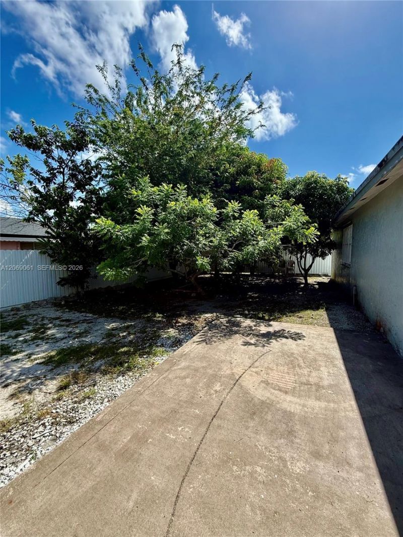 13237 SW 257th Ter, Homestead, FL 33032 Photo