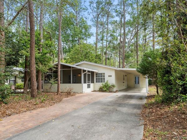 8593 NW 41st Terr , Gainesville, FL 32653