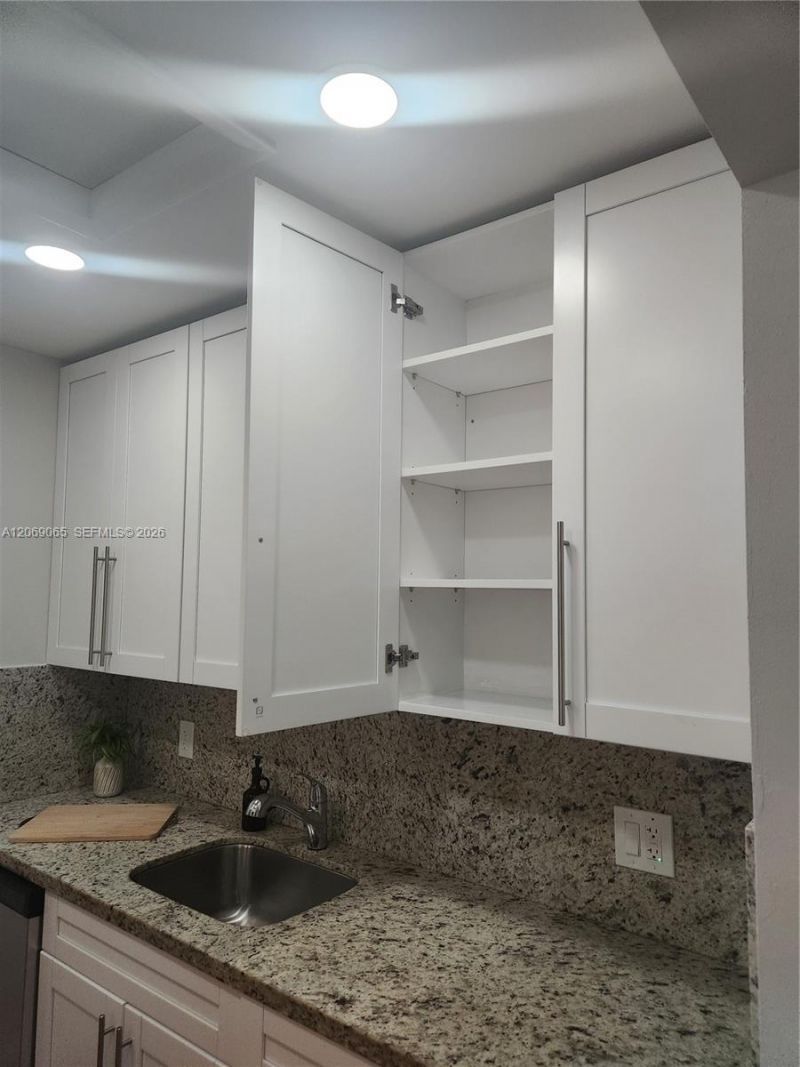 750 SW 133rd Ter, Unit 403C, Pembroke Pines, FL 33027 Photo
