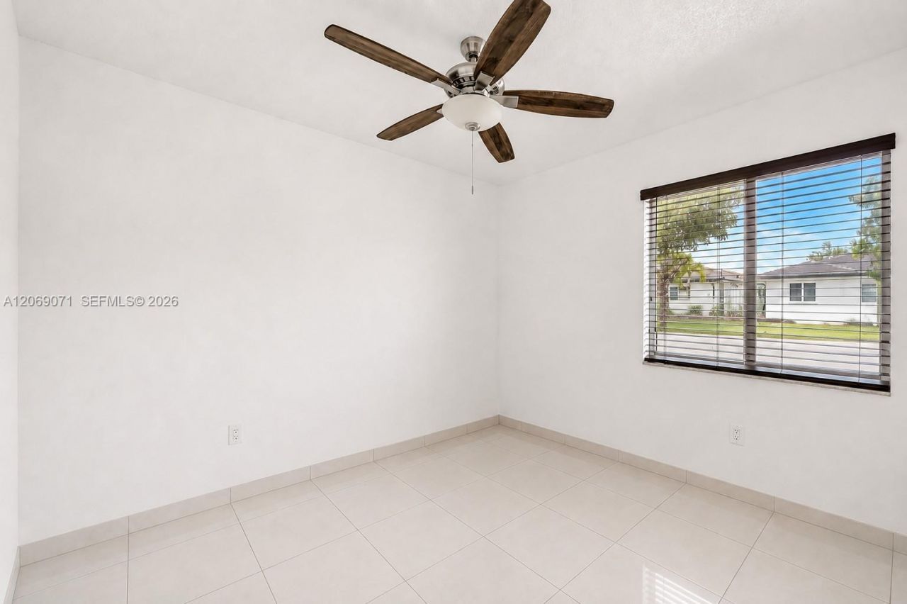 7256 W 34th Ln , Unit 7256, Hialeah, FL 33018 Photo