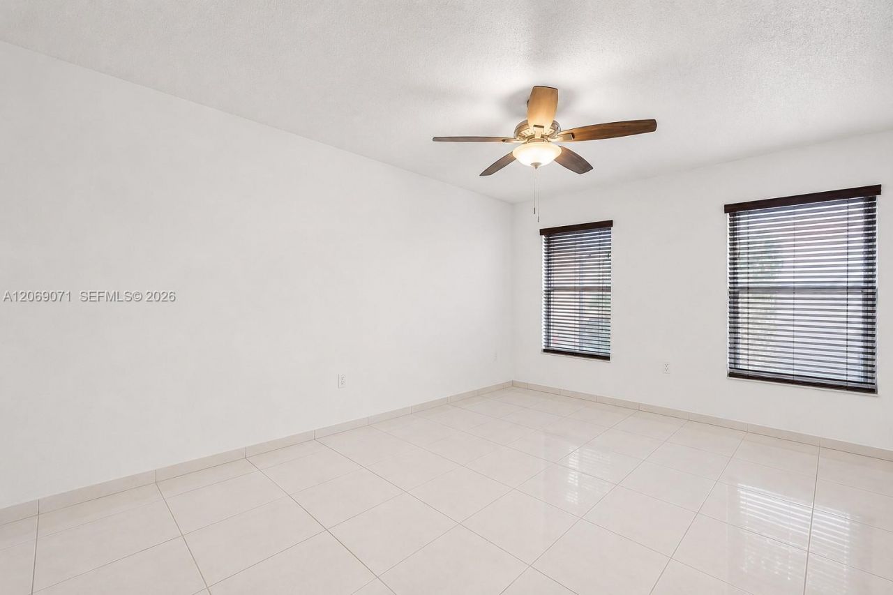 7256 W 34th Ln , Unit 7256, Hialeah, FL 33018 Photo