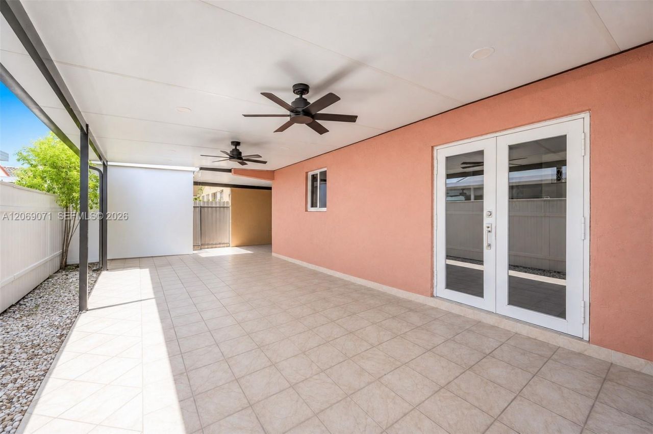 7256 W 34th Ln , Unit 7256, Hialeah, FL 33018 Photo