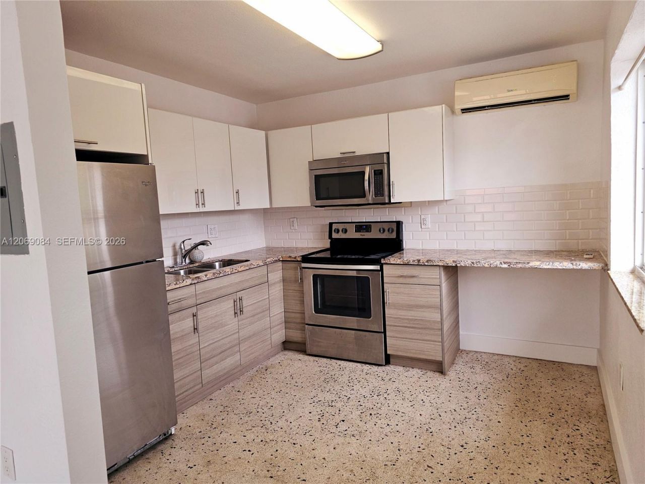 1736 SW 3rd St , Unit 1, Miami, FL 33135 Photo