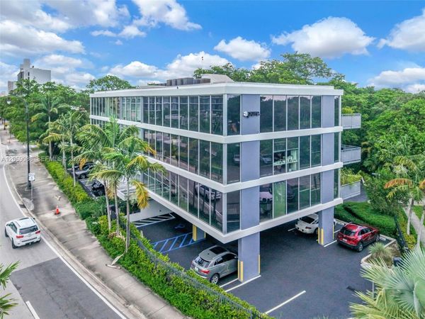 5555 Biscayne Blvd , Miami, FL 33137