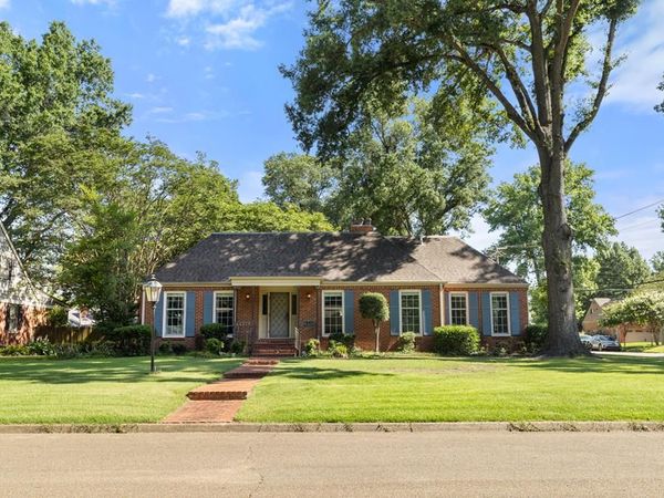 501 W Cooper Avenue, West Memphis, AR 72301