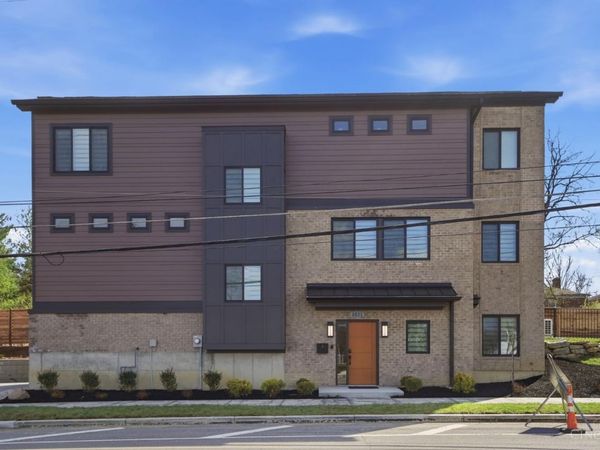 3021 Wasson Road, Cincinnati, OH 45209