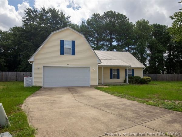 300 Pageant Court, Hope Mills, NC 28348