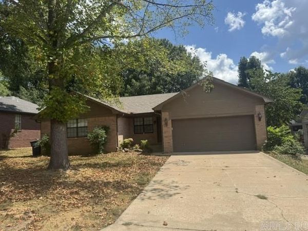 2530 Jayme Cir, Conway, AR 72032