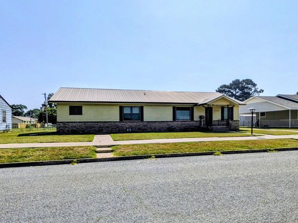 228 Ingram, Camden, AR 71701