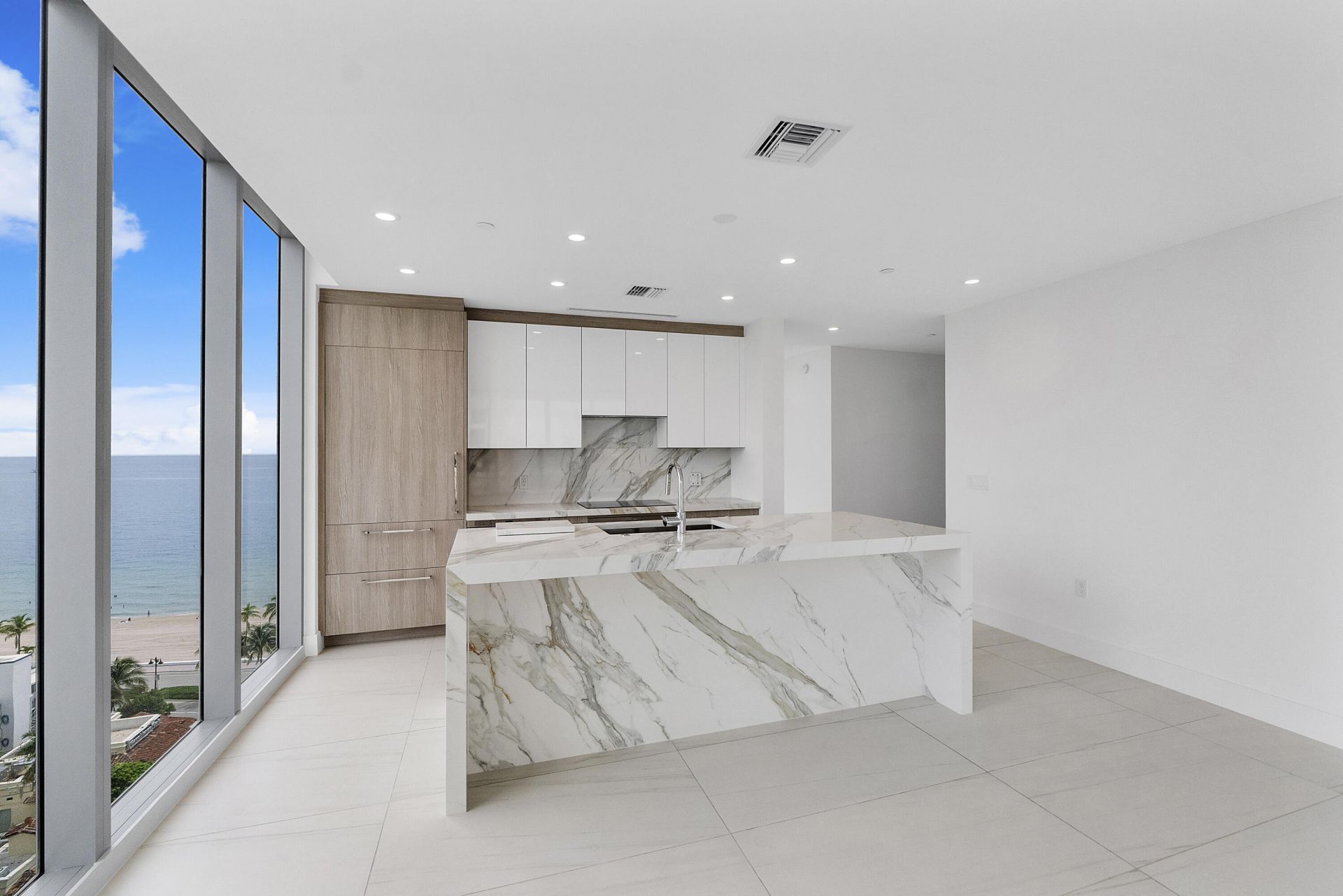 151 N Seabreeze Boulevard, Unit 1003, Fort Lauderdale, FL 33304 Photo