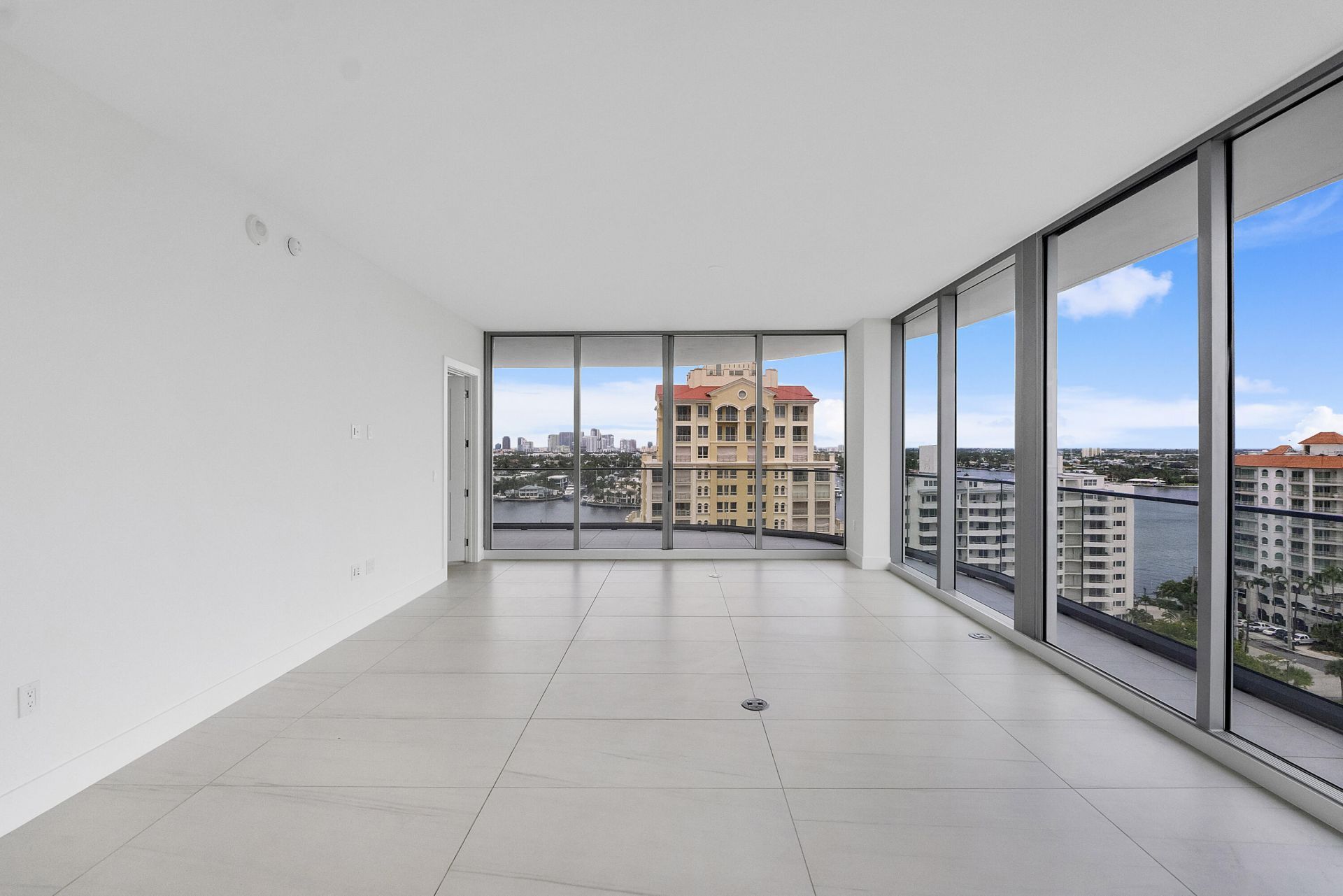 151 N Seabreeze Boulevard, Unit 1003, Fort Lauderdale, FL 33304 Photo