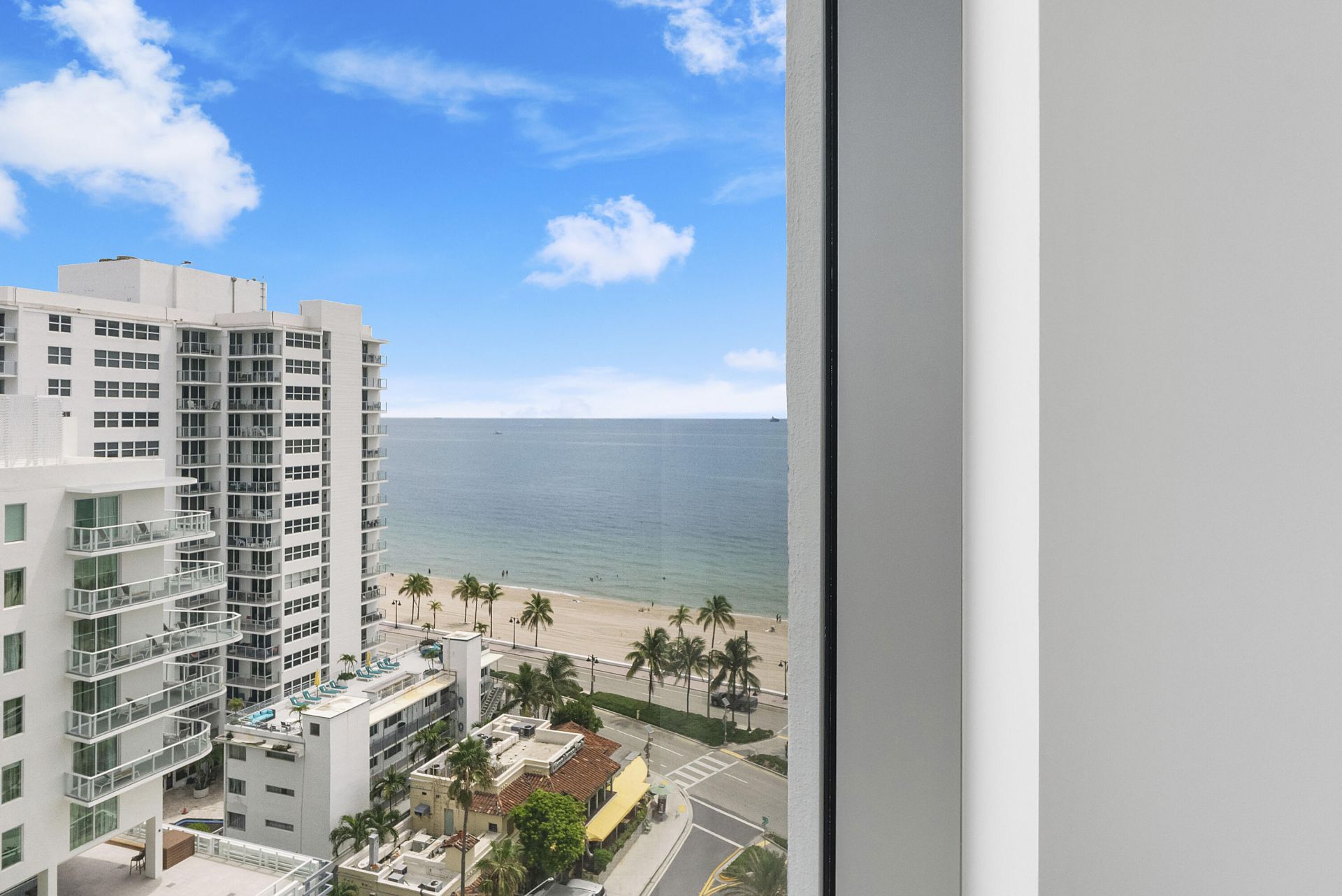 151 N Seabreeze Boulevard, Unit 1003, Fort Lauderdale, FL 33304 Photo