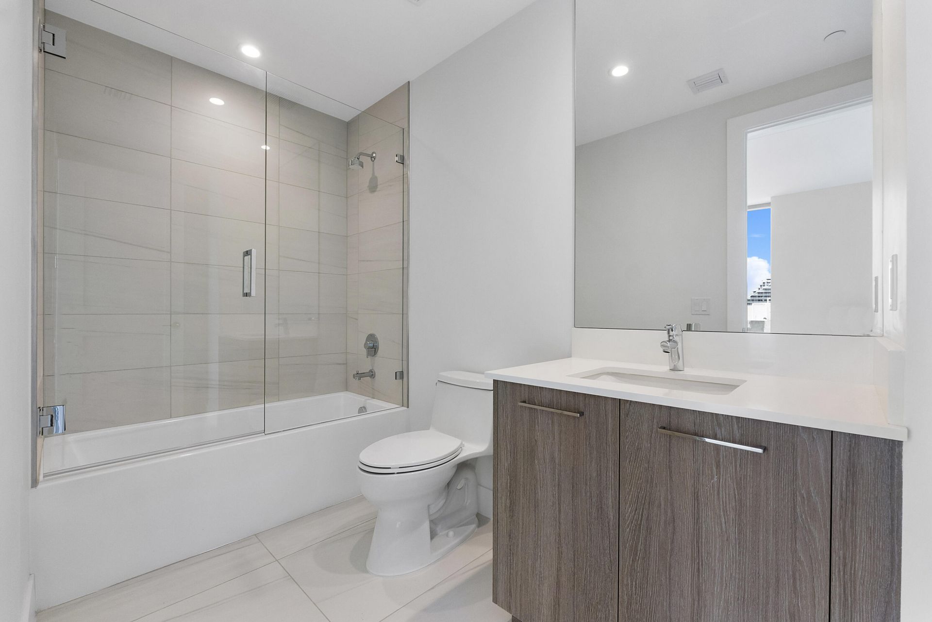 151 N Seabreeze Boulevard, Unit 1003, Fort Lauderdale, FL 33304 Photo