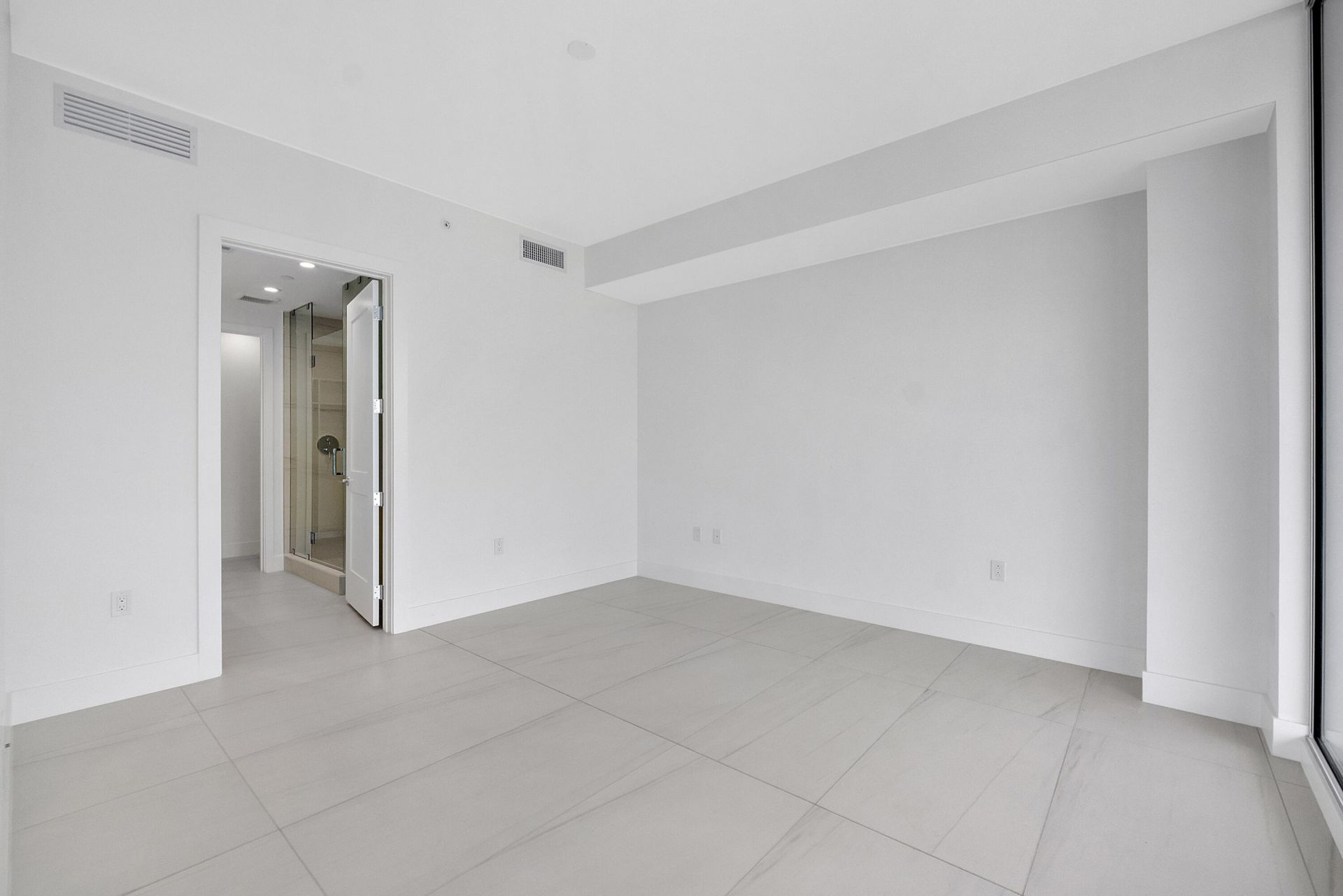 151 N Seabreeze Boulevard, Unit 1003, Fort Lauderdale, FL 33304 Photo