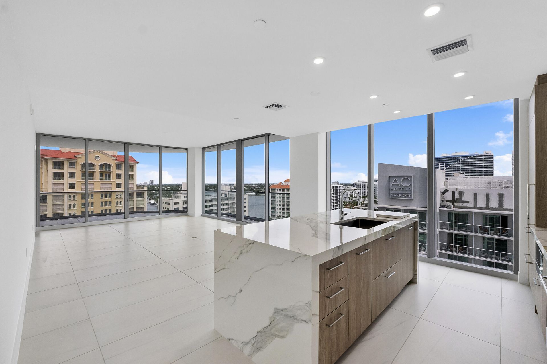 151 N Seabreeze Boulevard, Unit 1003, Fort Lauderdale, FL 33304 Photo