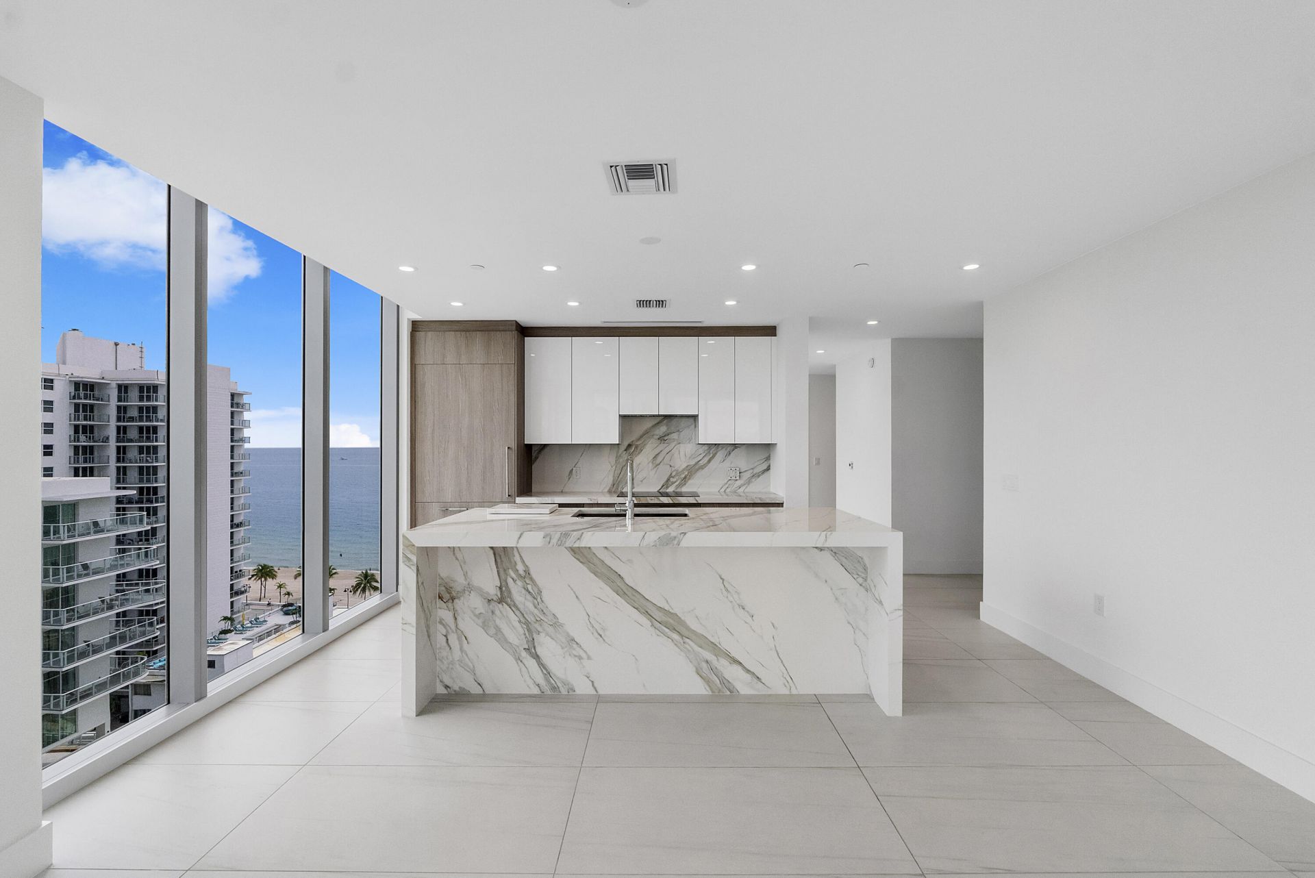 151 N Seabreeze Boulevard, Unit 1003, Fort Lauderdale, FL 33304 Photo