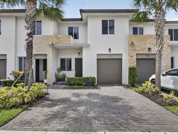 1431 PIONEER Way, Royal Palm Beach, FL 33411