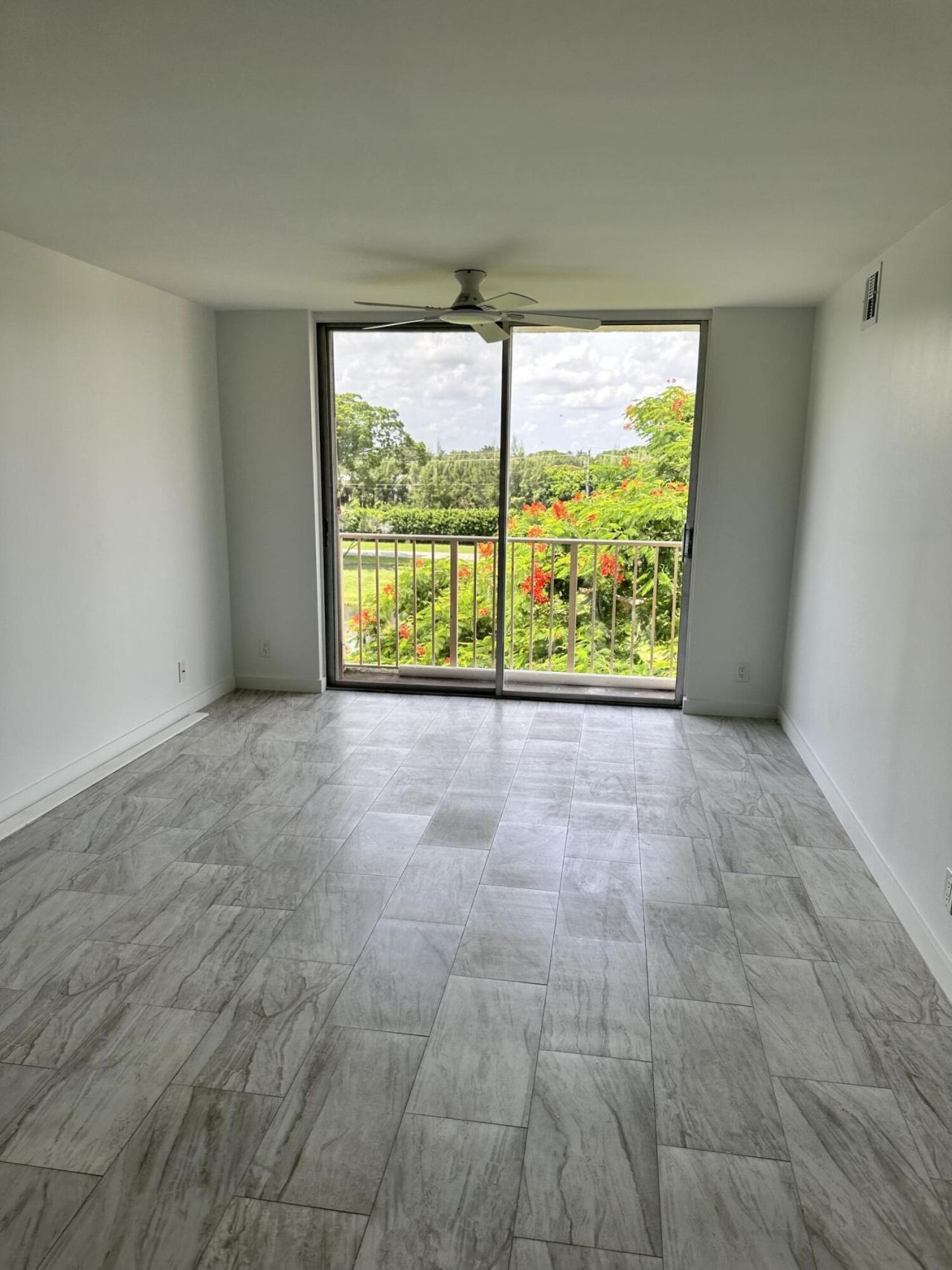 7145 Huntington Lane, Unit 408, Delray Beach, FL 33446 Photo