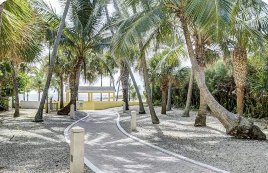 1800 E Terra Mar Drive, Lauderdale by the Sea, FL 33062 Photo