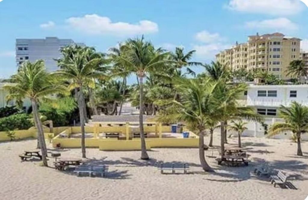 1800 E Terra Mar Drive, Lauderdale by the Sea, FL 33062 Photo