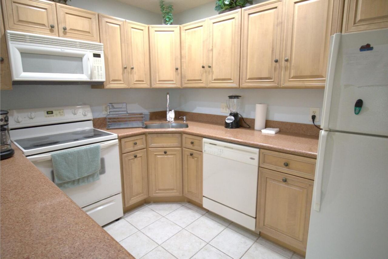 3561 Pine Needle Drive, Unit D-2, Greenacres, FL 33463 Photo