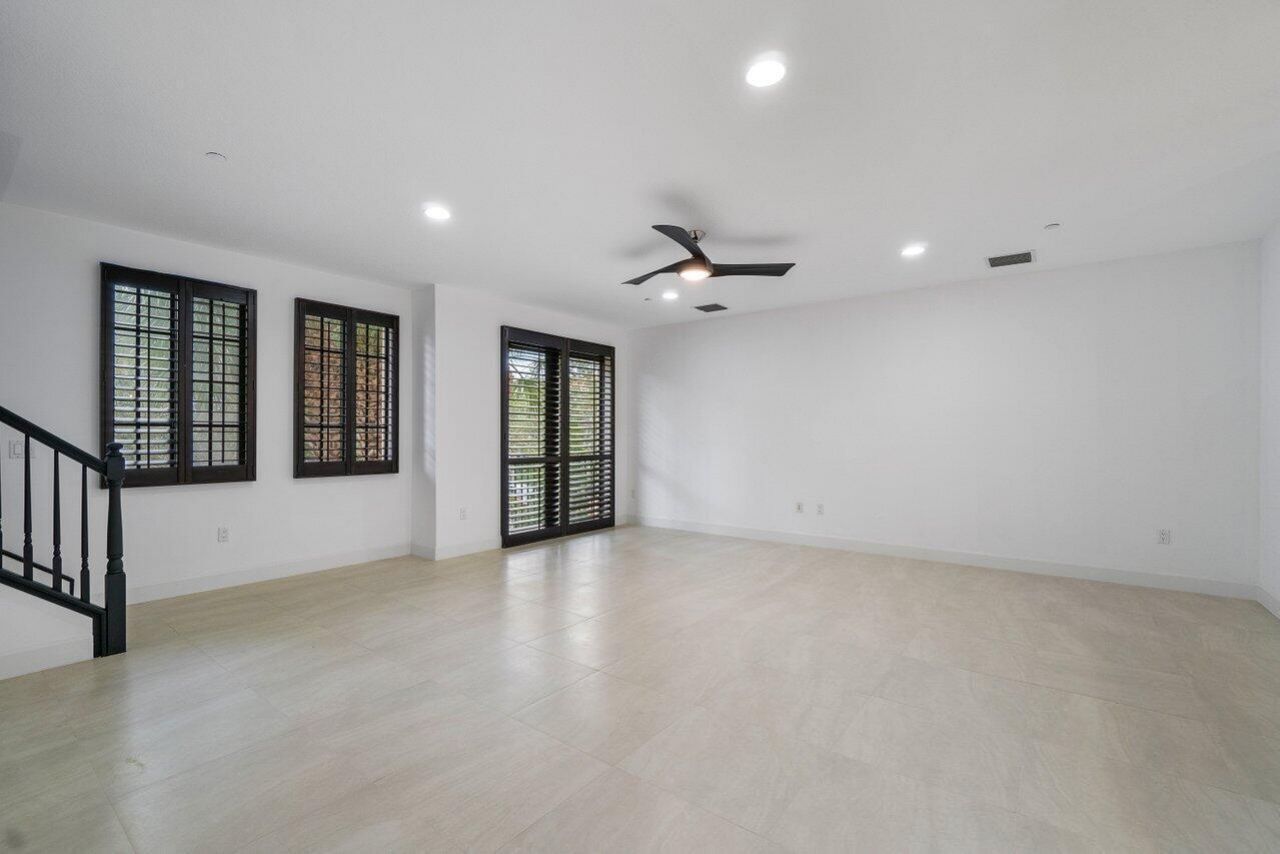 4886 NW 16th Avenue, Boca Raton, FL 33431 Photo