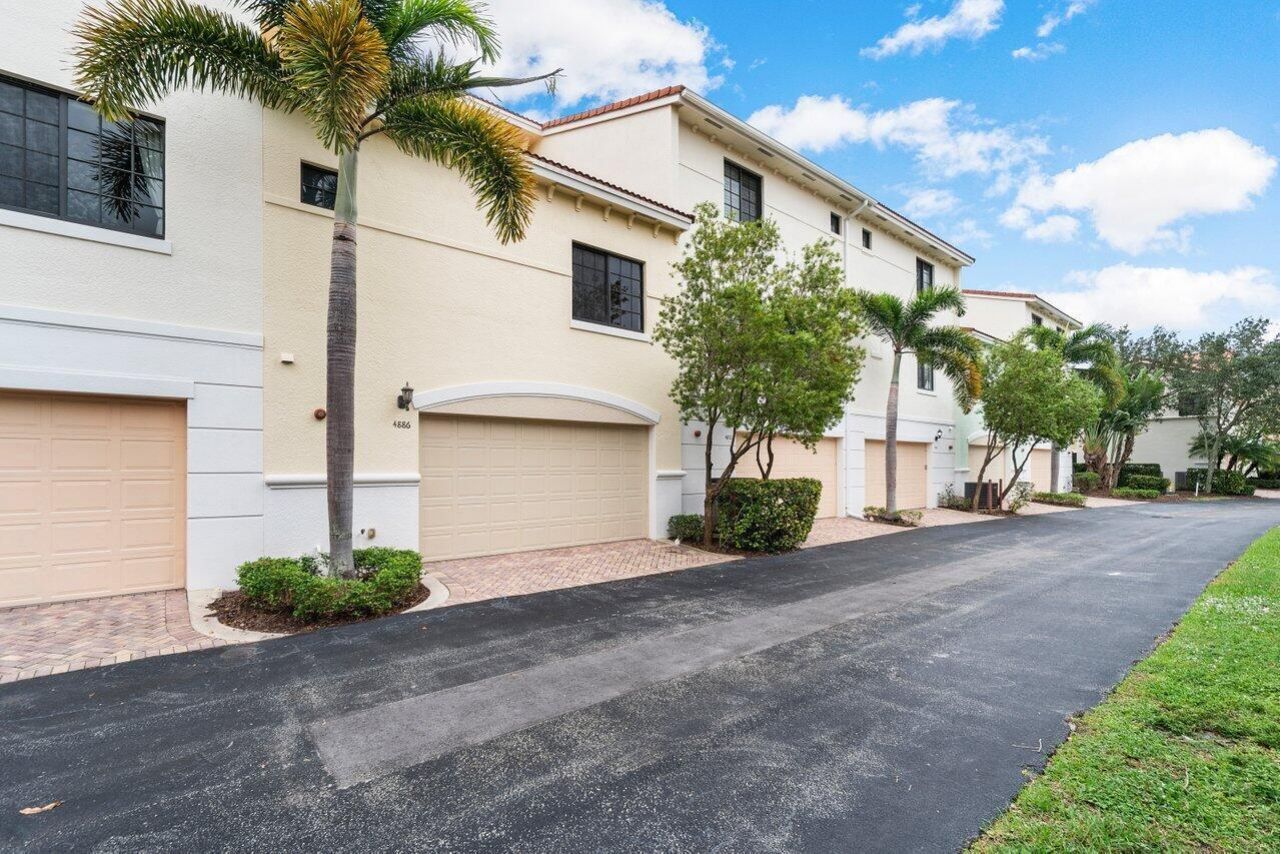 4886 NW 16th Avenue, Boca Raton, FL 33431 Photo