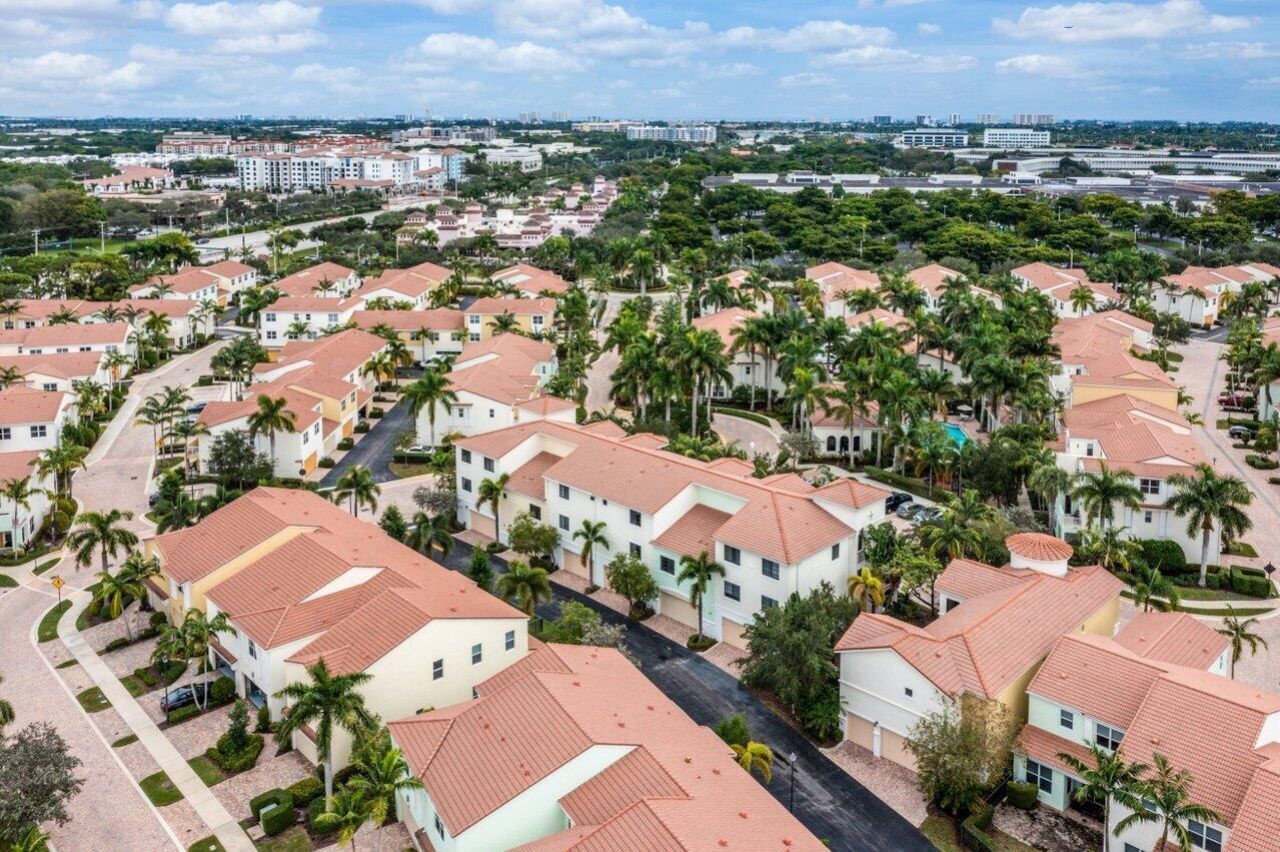 4886 NW 16th Avenue, Boca Raton, FL 33431 Photo