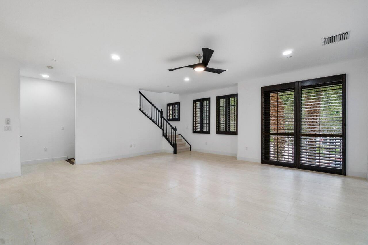4886 NW 16th Avenue, Boca Raton, FL 33431 Photo