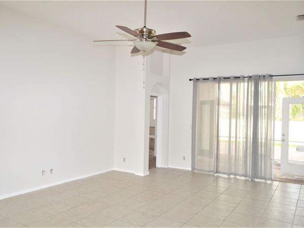 880 NW WATERLILY Place, Jensen Beach, FL 34957