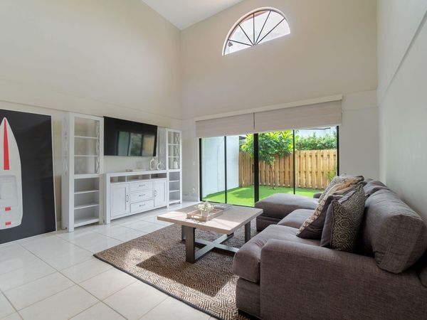 13547 Fountain View Boulevard, Wellington, FL 33414