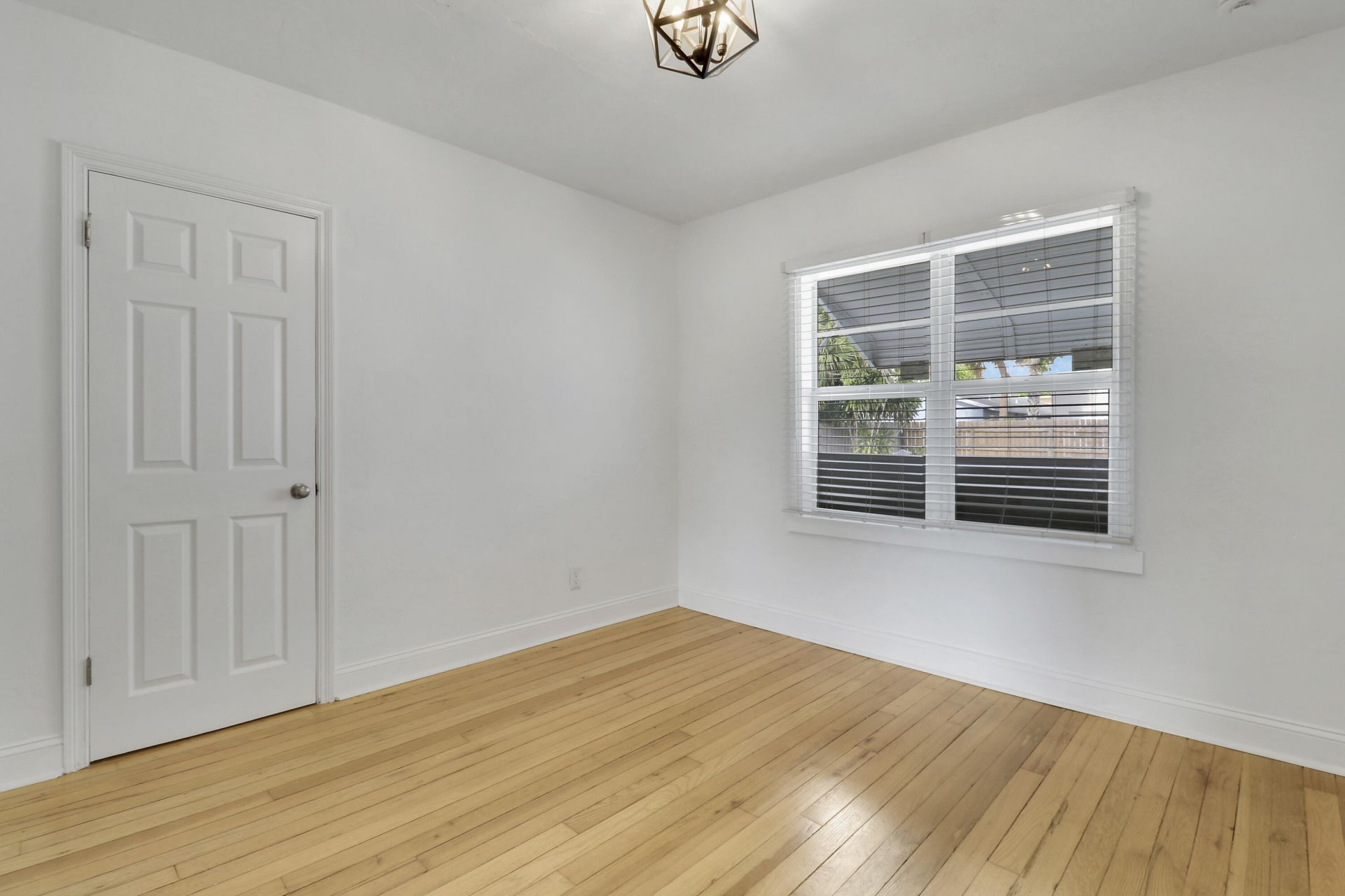 917 N Ocean Breeze, Lake Worth Beach, FL 33460 Photo