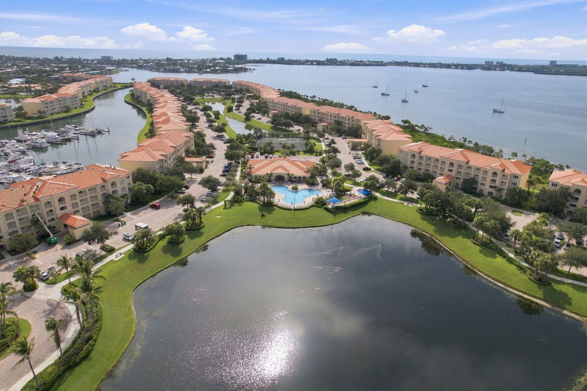 34 Harbour Isle Drive W, Unit PH05, Fort Pierce, FL 34949 Photo