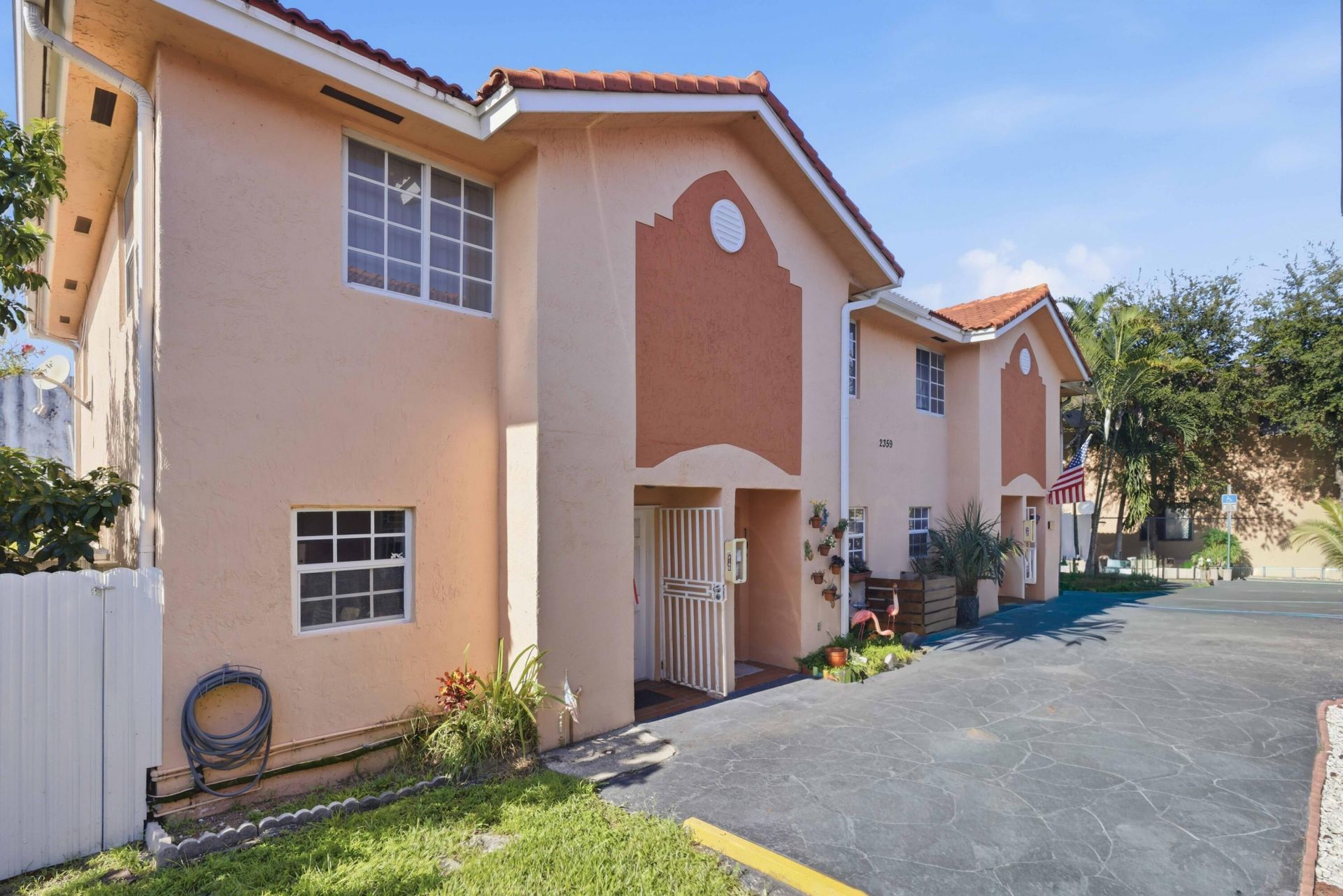 2359 W 74th Street, Unit 1-102, Hialeah, FL 33016 Photo