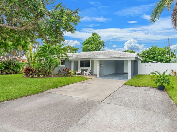 4761 NE 2ND Terrace, Oakland Park, FL 33334
