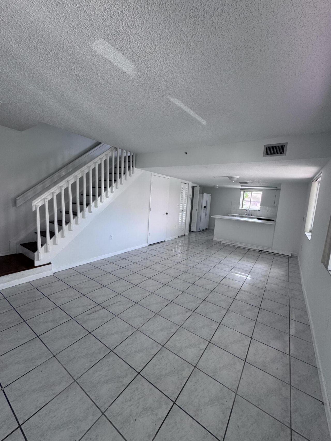551 NW 82nd Avenue, Unit 526, Miami, FL 33126 Photo