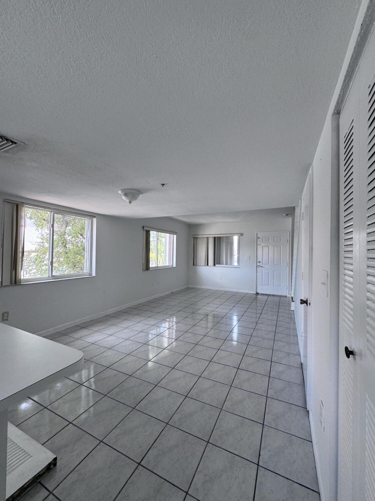 551 NW 82nd Avenue, Unit 526, Miami, FL 33126 Photo