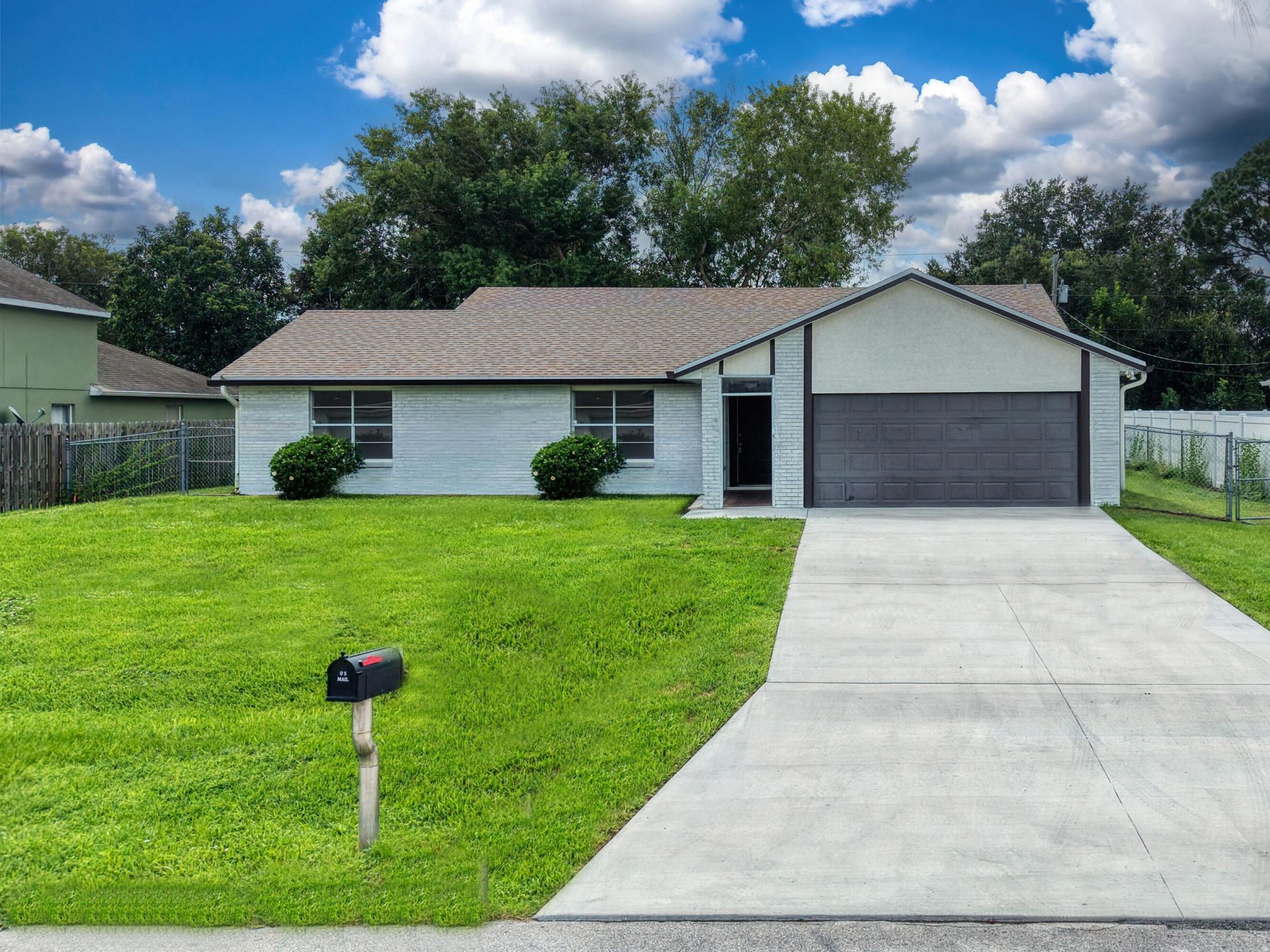 742 SW Nichols Terrace, Port Saint Lucie, FL 34953 Photo