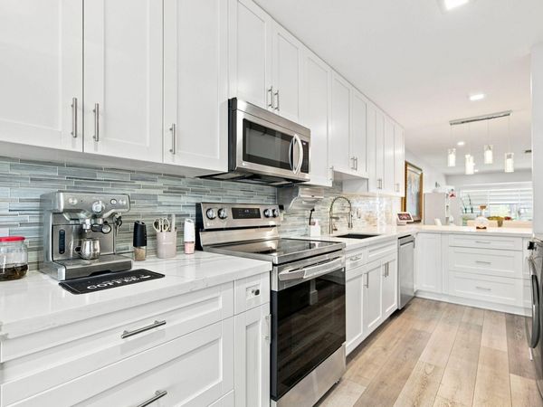 2400 Malayan Drive, Unit 94-D, Delray Beach, FL 33445