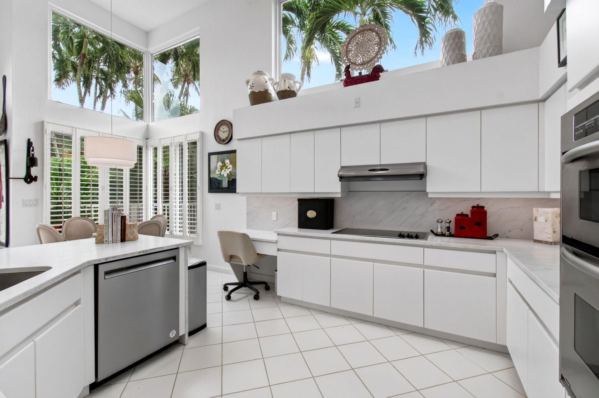 6098 NW 24th Terrace, Boca Raton, FL 33496 Photo