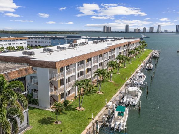 110 SHORE Court, Unit 315, North Palm Beach, FL 33408