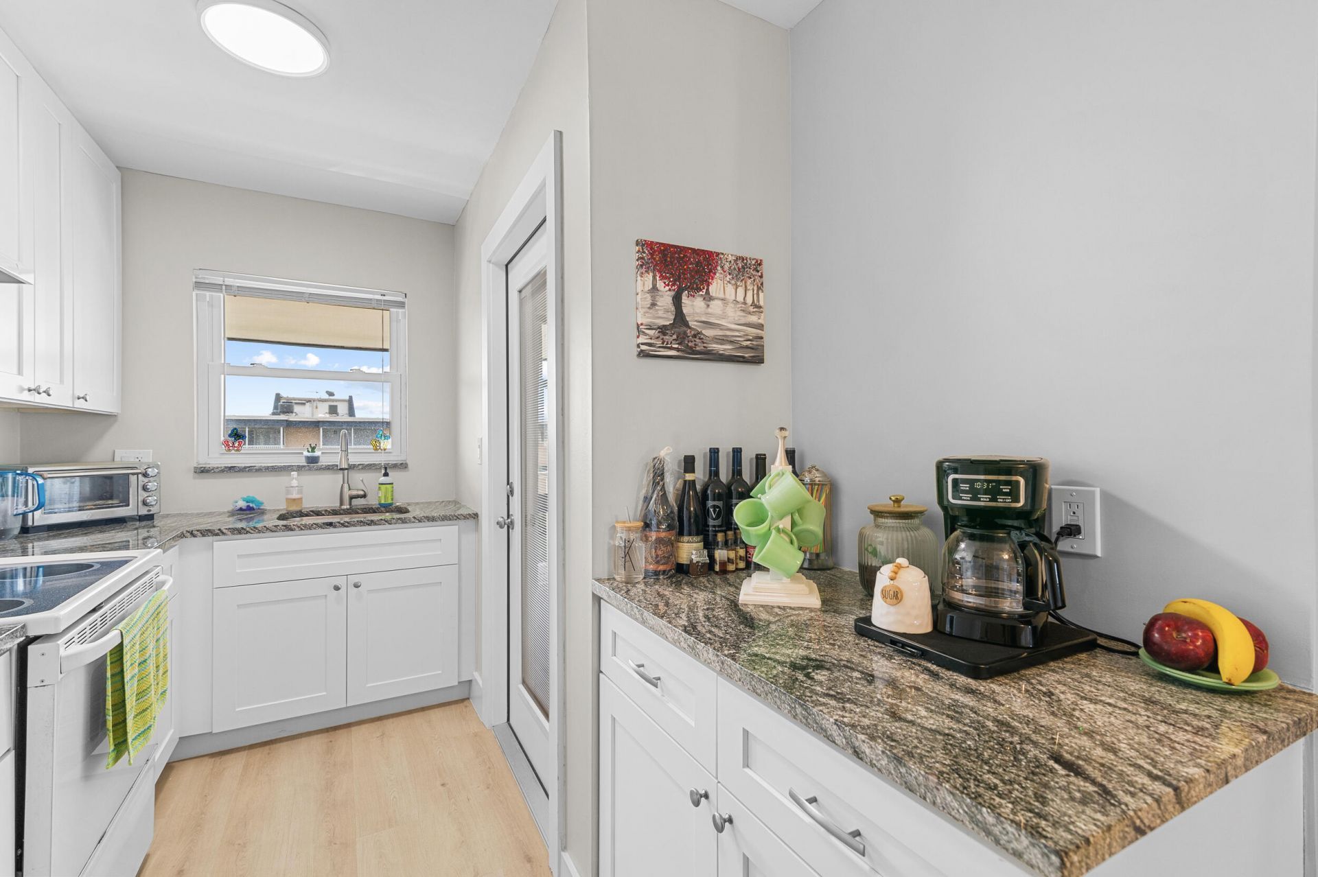 110 Shore Court, Unit 315, North Palm Beach, FL 33408 Photo