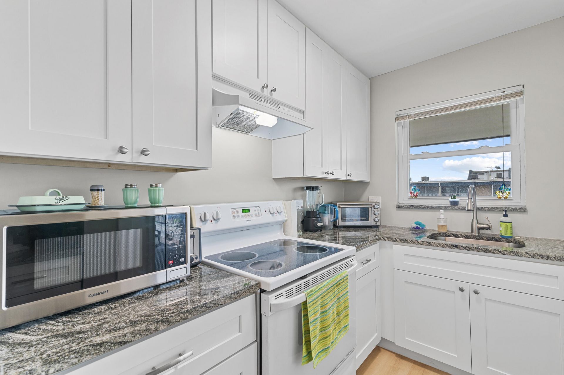 110 Shore Court, Unit 315, North Palm Beach, FL 33408 Photo