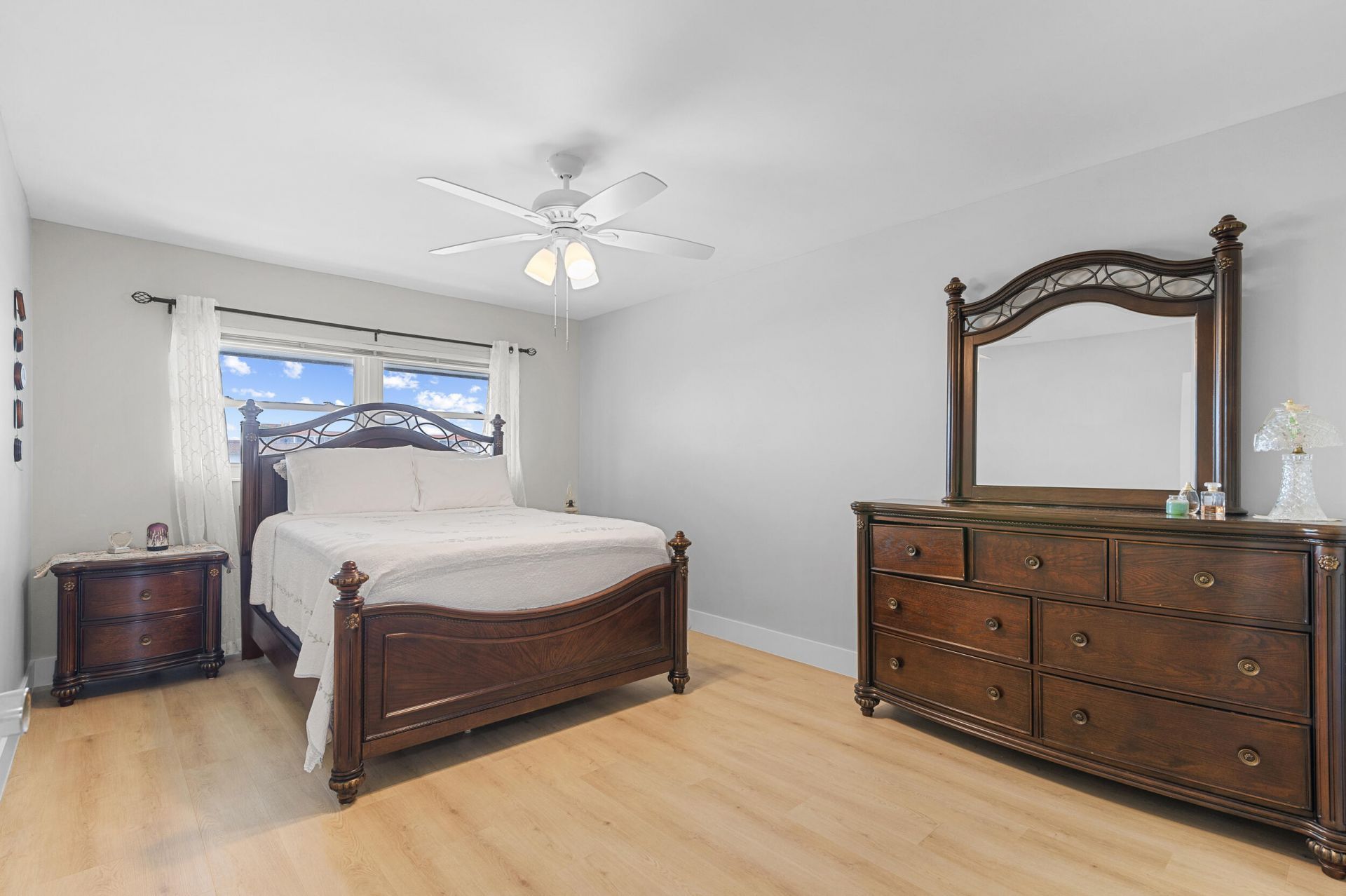 110 Shore Court, Unit 315, North Palm Beach, FL 33408 Photo