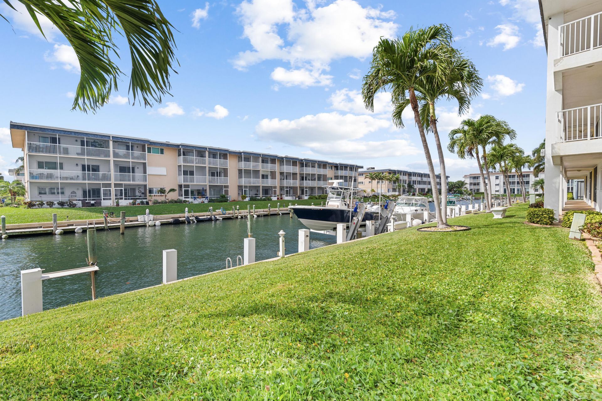 110 Shore Court, Unit 315, North Palm Beach, FL 33408 Photo