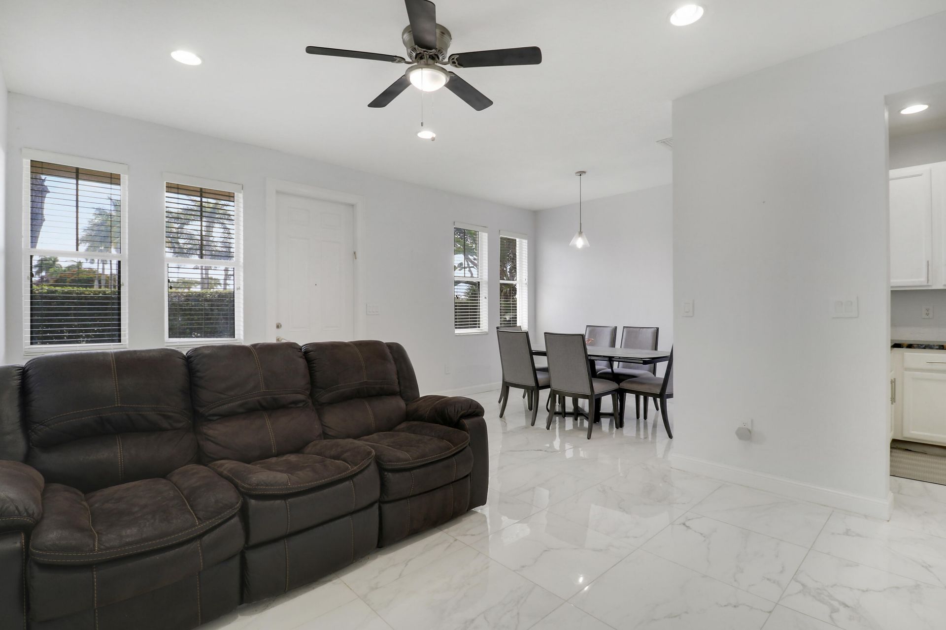 880 Millbrae Court, Unit 3, West Palm Beach, FL 33401 Photo