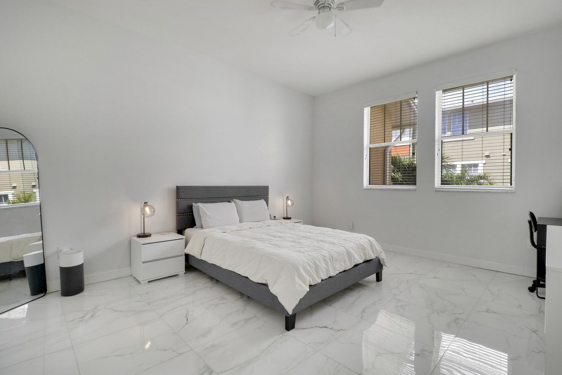 880 Millbrae Court, Unit 3, West Palm Beach, FL 33401 Photo