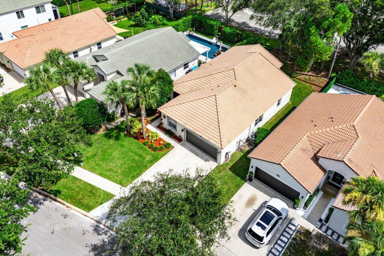 196 Seminole Lakes Drive, Royal Palm Beach, FL 33411 Photo